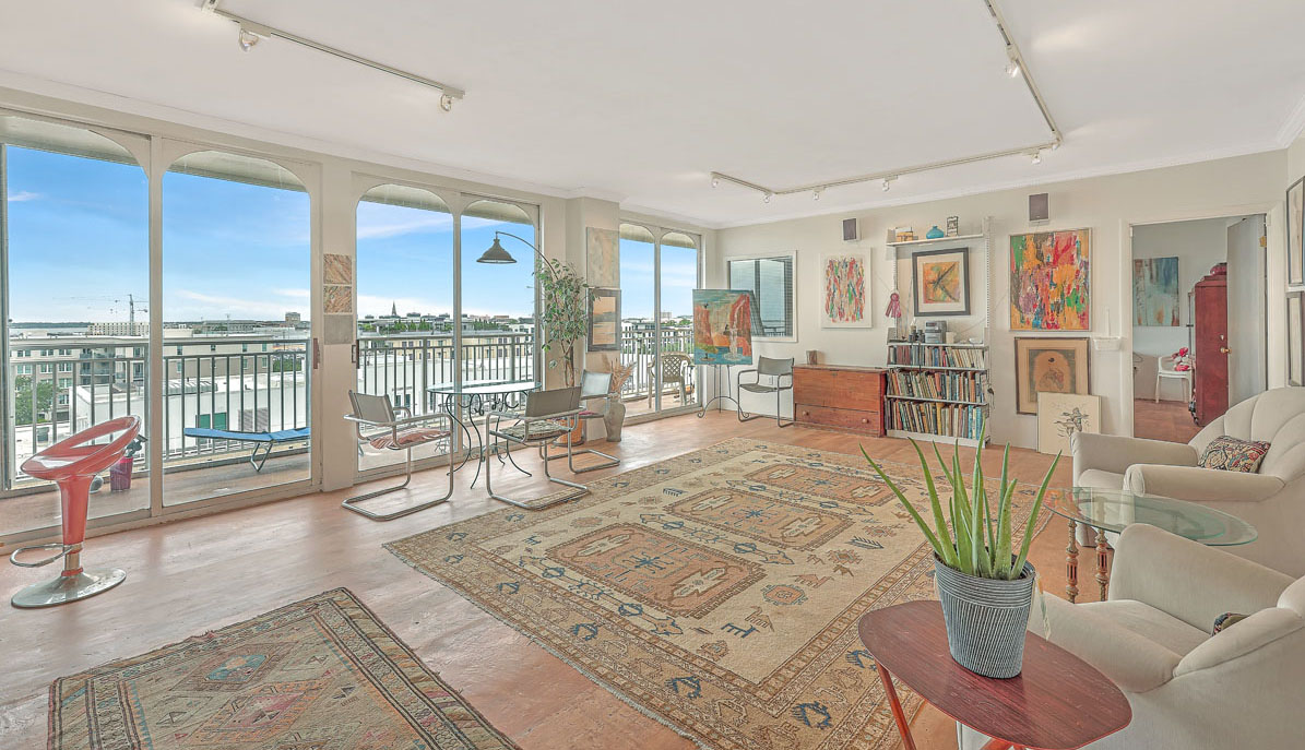 330 Concord Street 7A, Dockside great room
