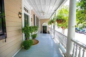 Charleston Single House at 45 Church St.