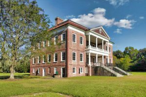 Drayton Hall, an example of Georgian architecture in Charleston, SC