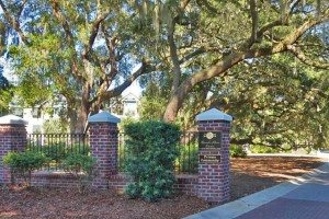 Kiawah River Estates entrance