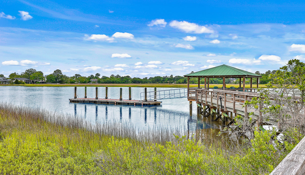 Riverside Waterfront Villas pier & dock