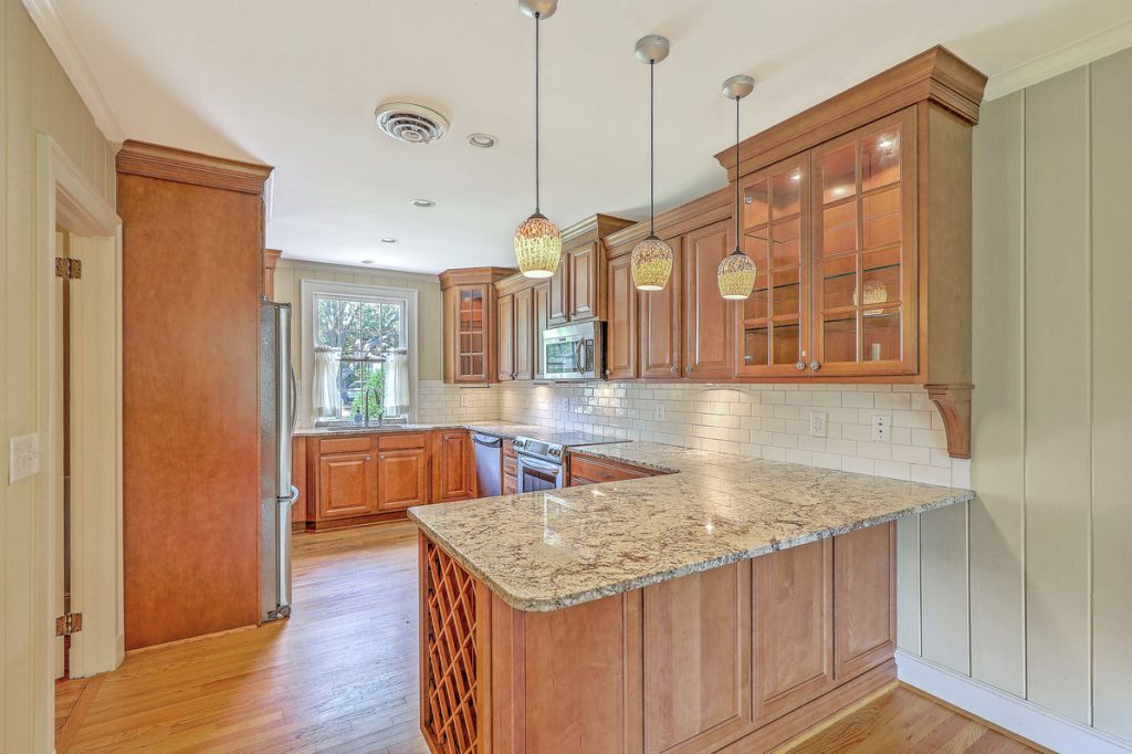 17 Johnson Road kitchen