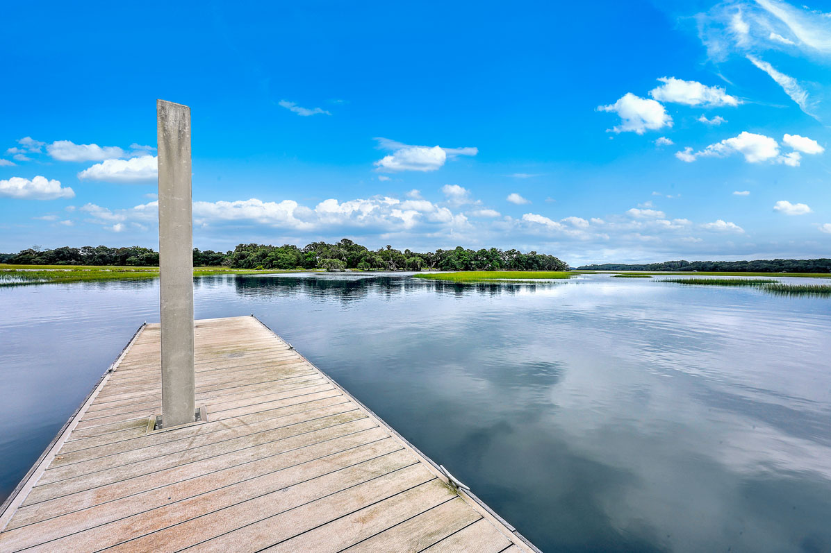 Selkirk Plantation community dock