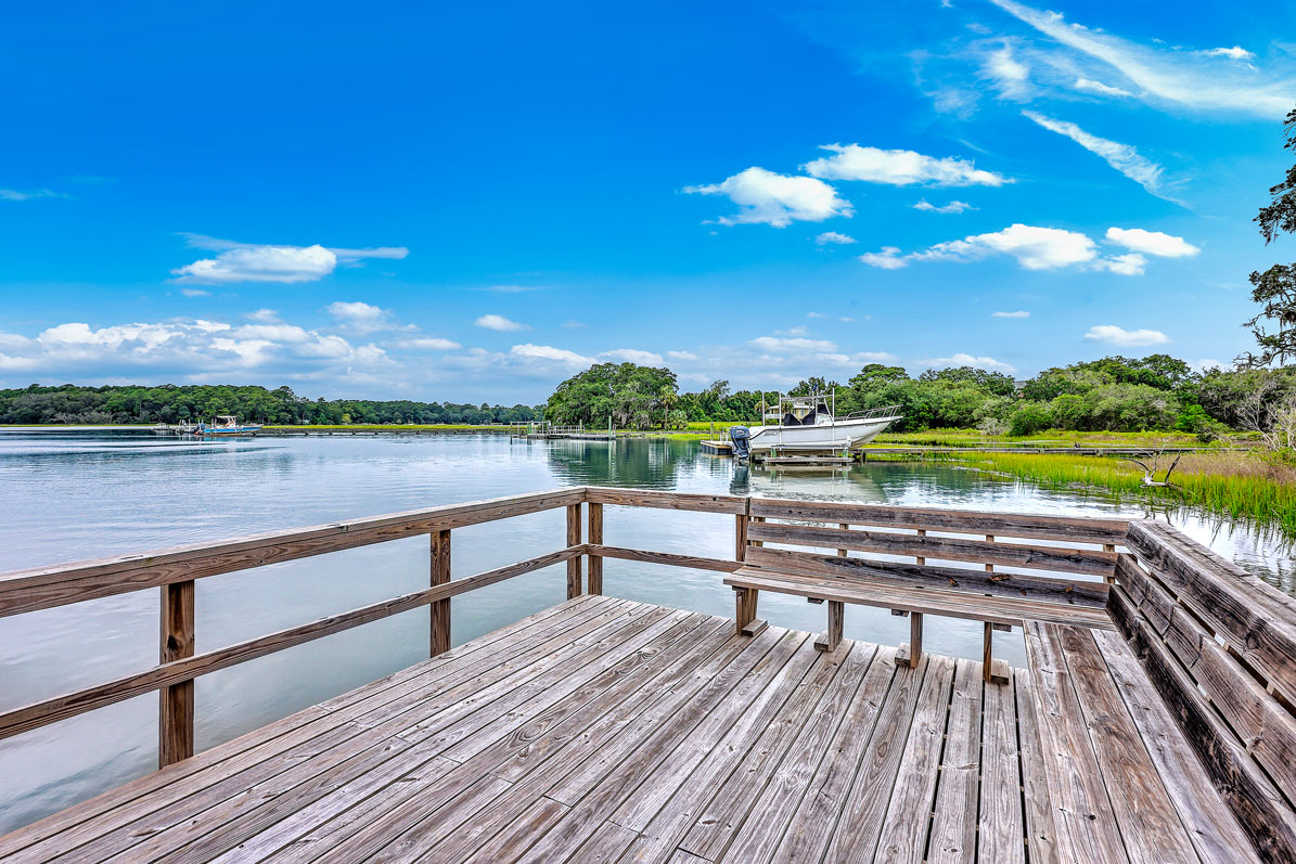 Selkirk Plantation community pier